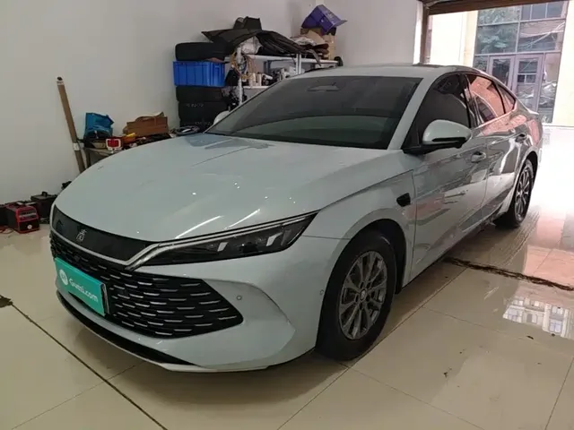 BYD Qin L 2025 DM-i Smart Drive Edition 80KM Leading