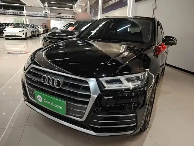 Audi Q5L 2020 Facelift 40 TFSI Honor Fashion