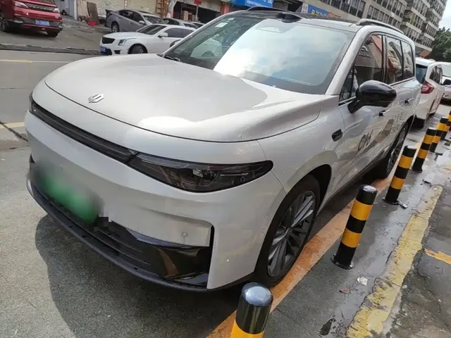 Leapmotor C16 2026 Model Year EREV 280 LiDAR Premium Edition 6-Seater