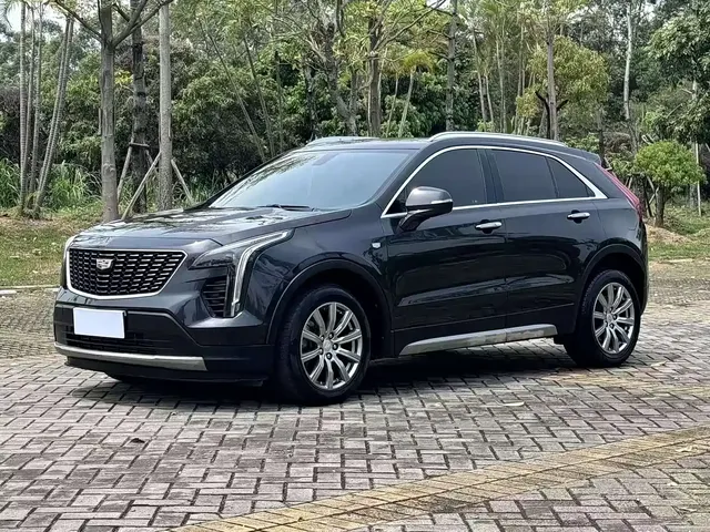 Cadillac XT4 2018 28T FWD Leading Edition