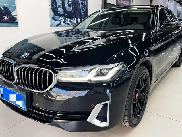 BMW 5 Series 2021 525Li Luxury Package