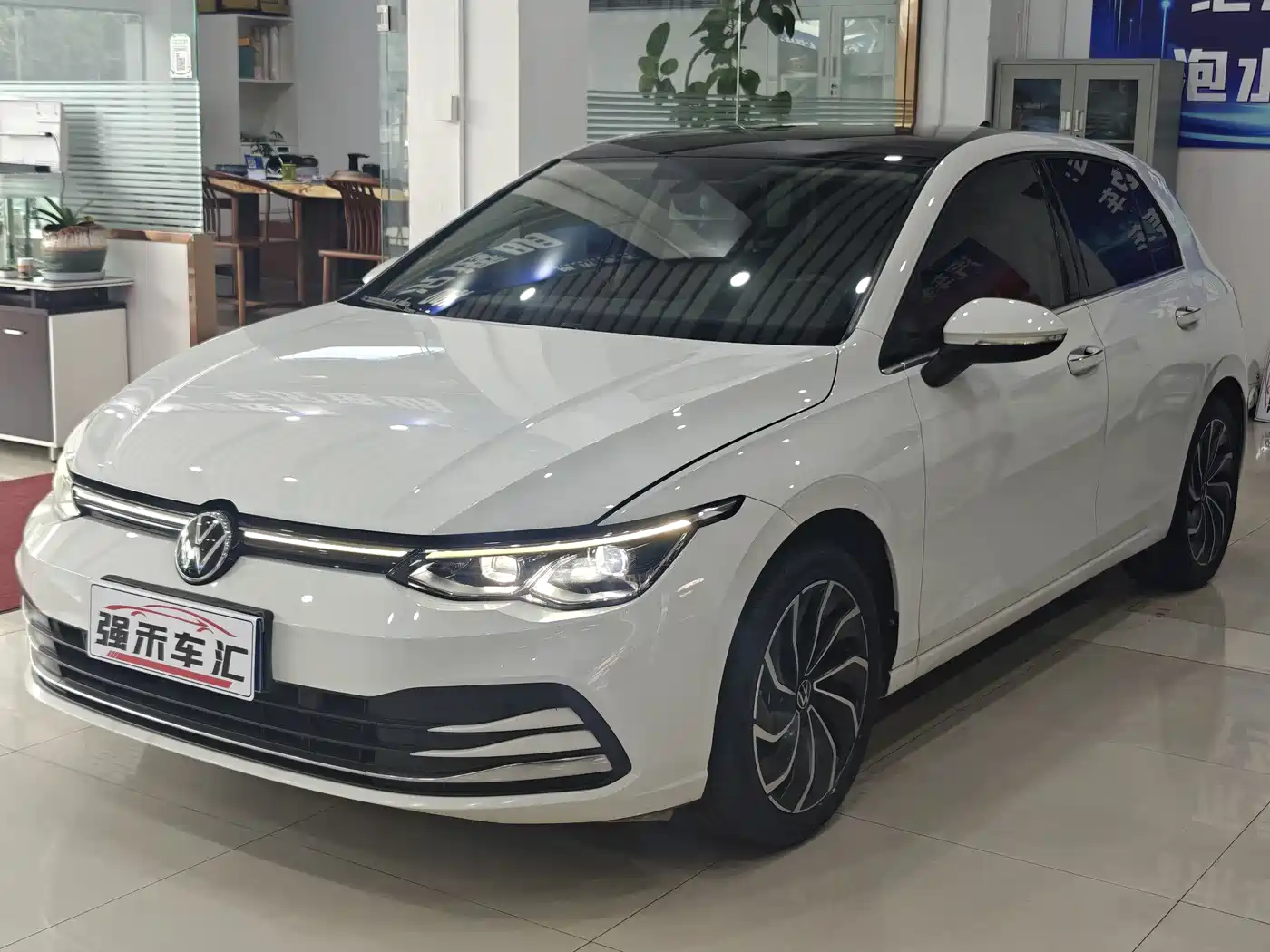 Volkswagen Golf 2023 280TSI DSG Pro