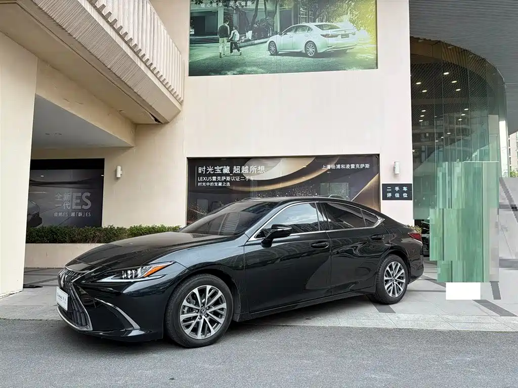 Lexus ES 2022 200 Excellence Edition