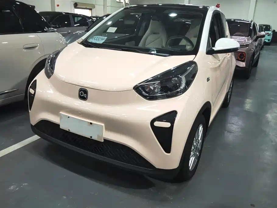 QQ New Energy Little Ant 2024 Facelift Youth Edition 321km Favorite 29.23kWh