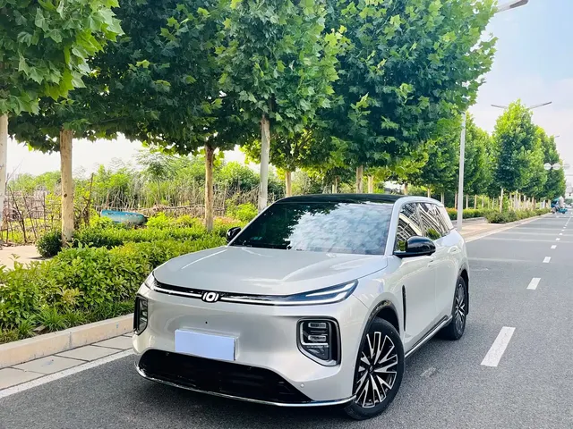 Changan Qiyuan Q07 2025 215 Flagship