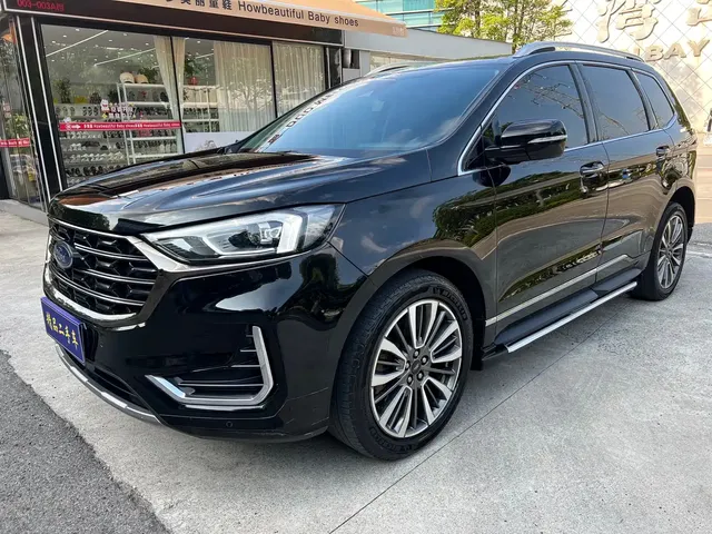 Ford Edge 2021 PLUS EcoBoost 245 FWD Luxury Sharp 7-seater