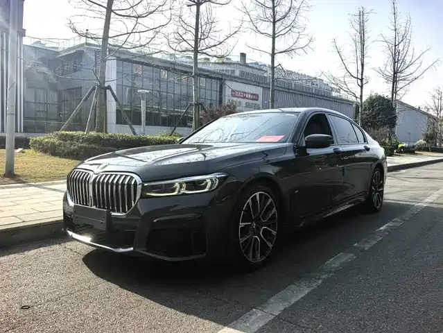 BMW 7 Series 2021 Model 740Li Leading M Sport Package
