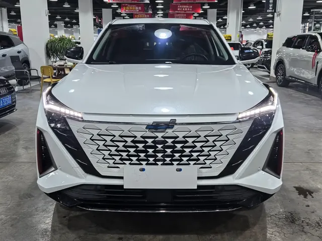 Changan Oshan Z6 2022 Blue Whale 1.5T DCT Intelligent Premium