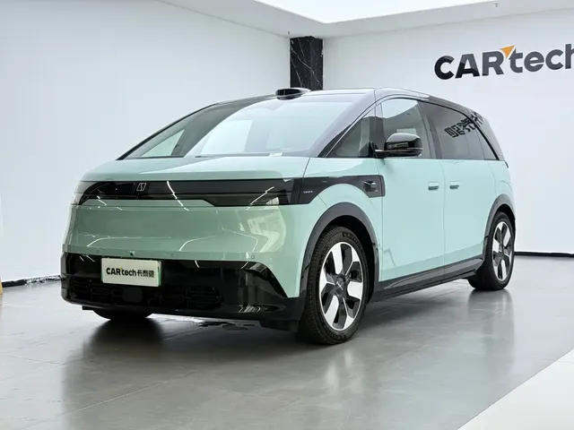 ZEEKR MIX 2025 Smart Driving Edition