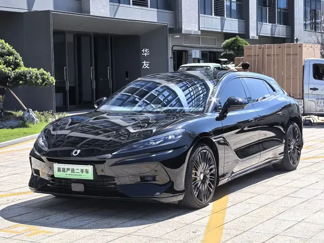 Denza Z9GT 2024 1100 AWD Ultra Edition