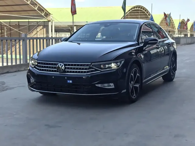 Volkswagen Magotan 2023 Model 2 Million Commemorative Edition 330TSI DSG Luxury