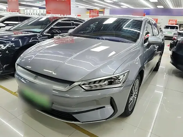 BYD Qin PLUS 2021 EV 400KM Luxury Model