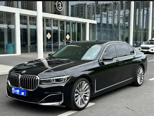 BMW 7 Series 2021 Model 740Li Leading M Sport Package