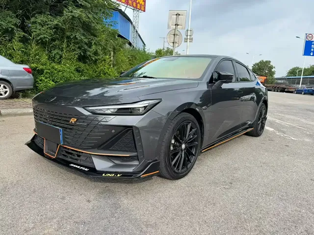 Changan UNI-V 2023 1.5T Sport Edition