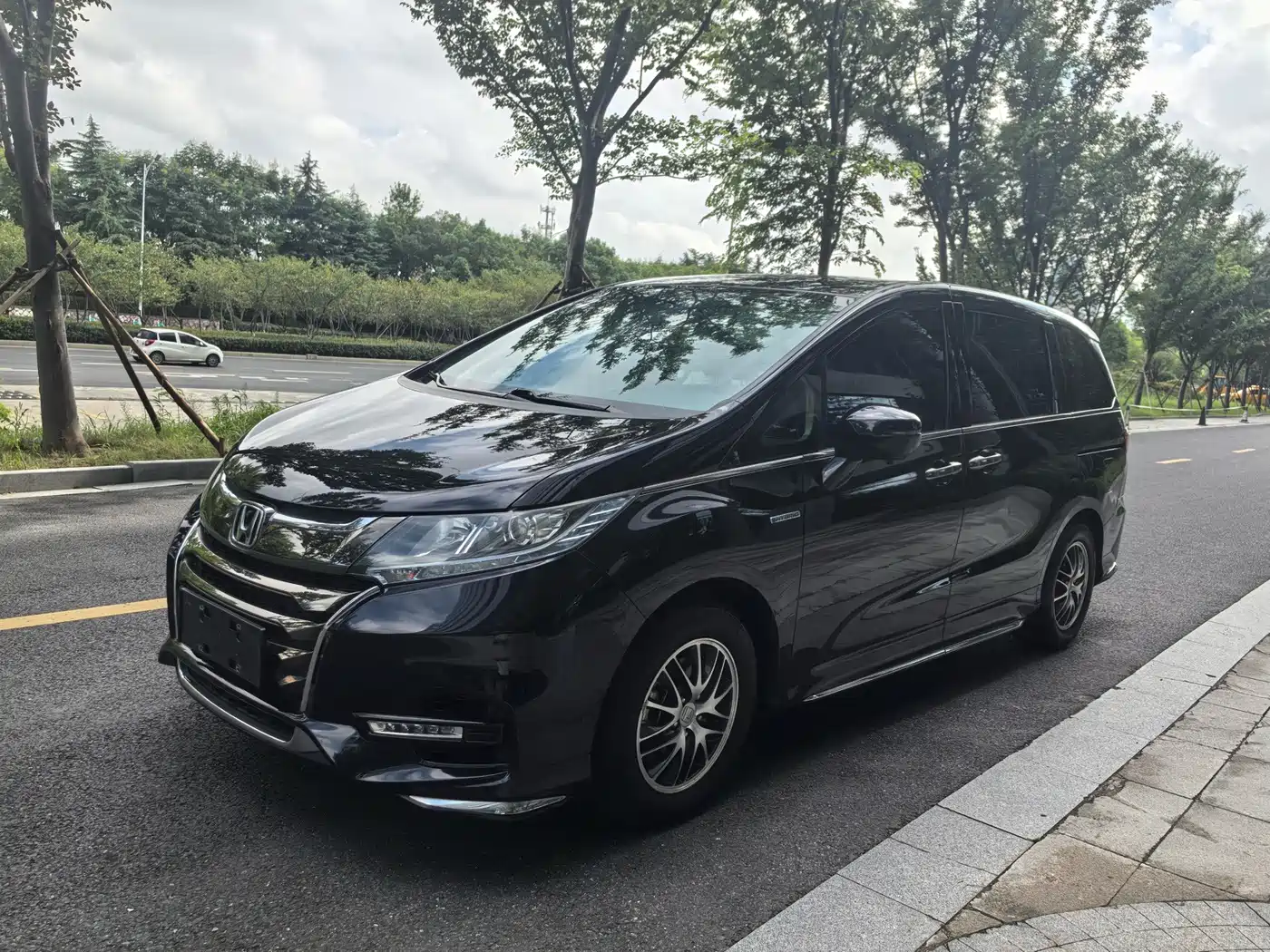 Honda Odyssey 2019 2.0L Sharp·Smooth Edition