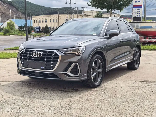 Audi Q3 2023 35 TFSI Fashion Dynamic (1.4T)