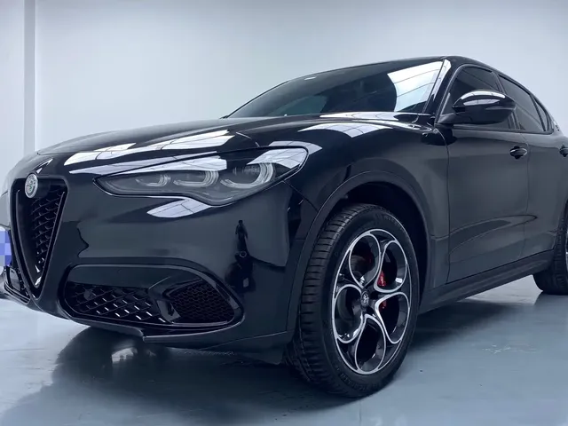 Alfa Romeo Stelvio 2023 2.0T 280HP Sprint Edition