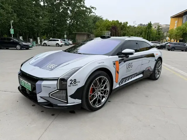 HiPhi Z 2023 4-Seater Edition