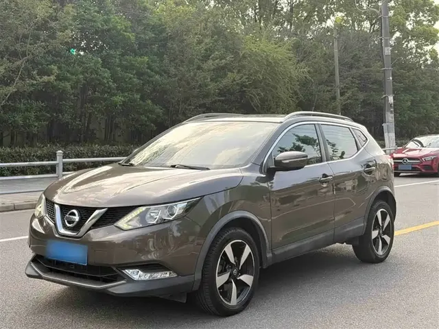 Nissan Qashqai 2017 2.0L CVT Smart Edition (China V)