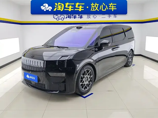 ZEEKR 009 2024 6-seat Executive AWD 108kWh