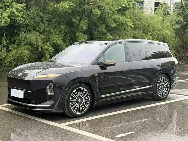 NIO ES8 2025 Model 6-Seat Executive Luxury Edition