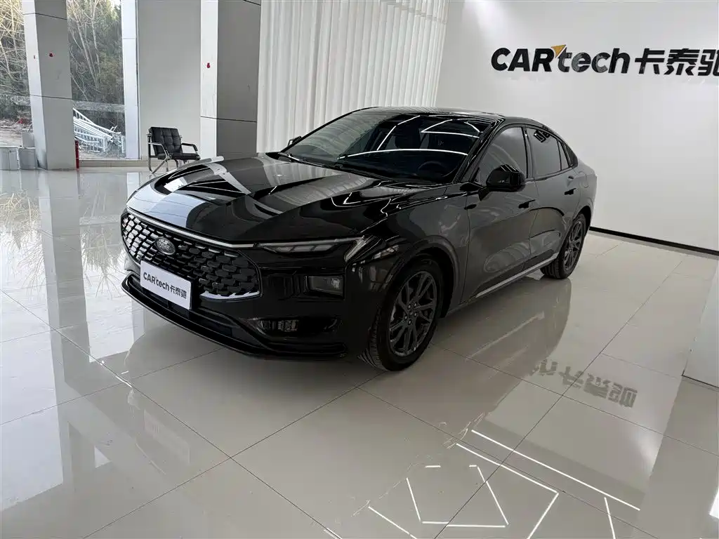Ford Mondeo 2025 2.0T EcoBoost Luxury