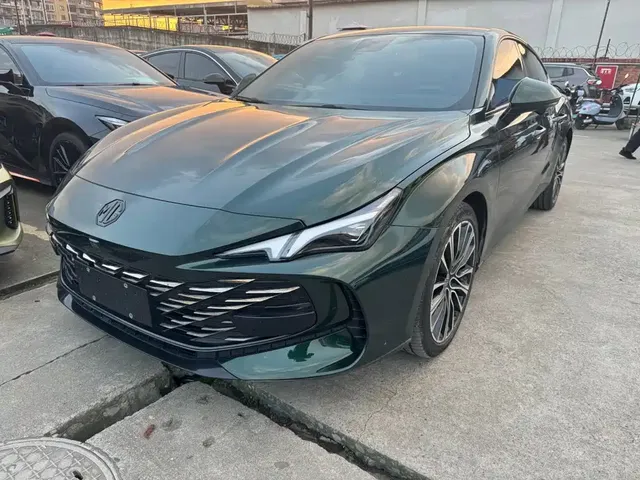 MG 7 2023 2.0T Automatic Hunting Beauty Luxury Edition