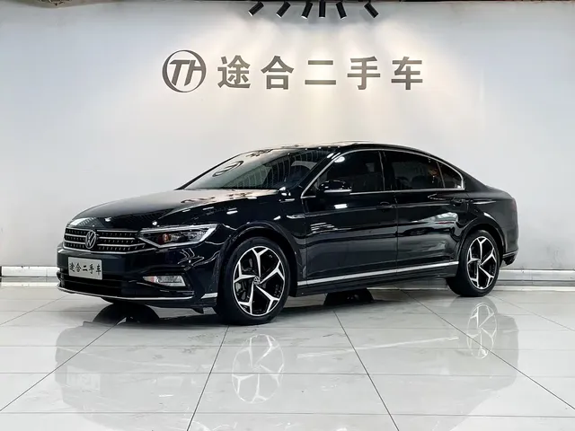 Volkswagen Magotan 2023 Model 2 Million Commemorative Edition 330TSI DSG Luxury
