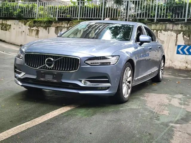 Volvo S90 2020 T5 Momentum Luxury Edition