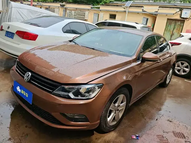Volkswagen Lamando 2018 230TSI Manual Trend Edition