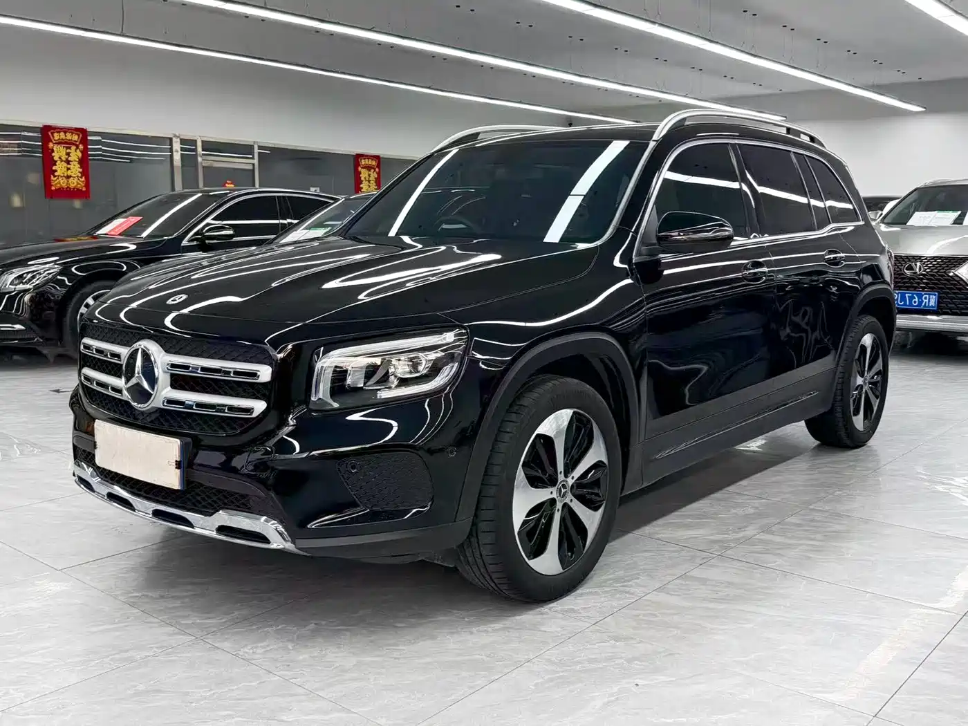 Mercedes-Benz GLB 2022 Facelift GLB 200 Fashion Style