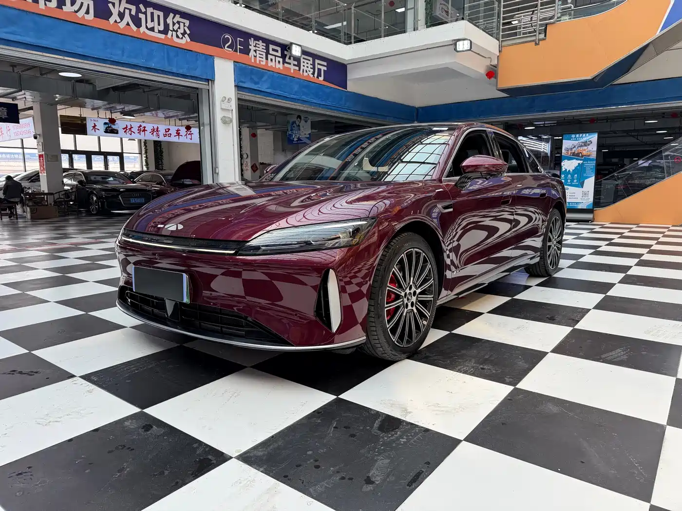 Chery Fengyun A9L 2025 Model 4WD High-performance Summit Edition