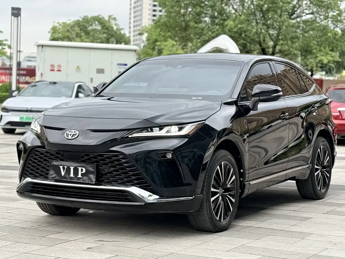 Toyota Venza 2023 2.0L CVT FWD Premium