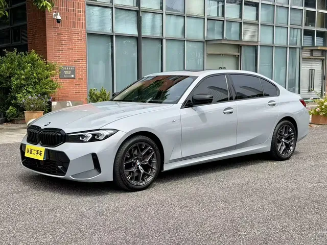 BMW 3 Series 2025 330Li M Sport Night Edition