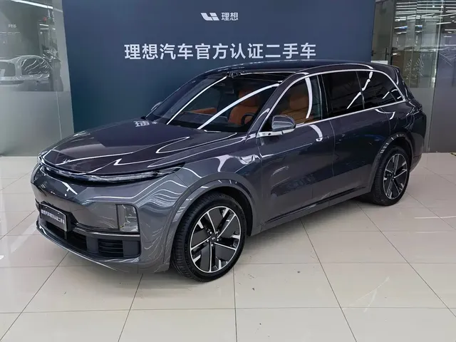 Li Auto Li L8 2025 Max Smart Renewal Edition