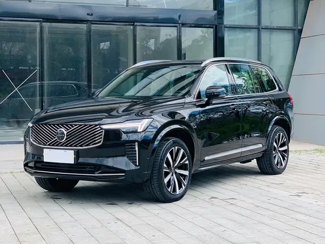 Volvo XC90 2025 Facelift B6 Smart Elegance Luxury 6-seater