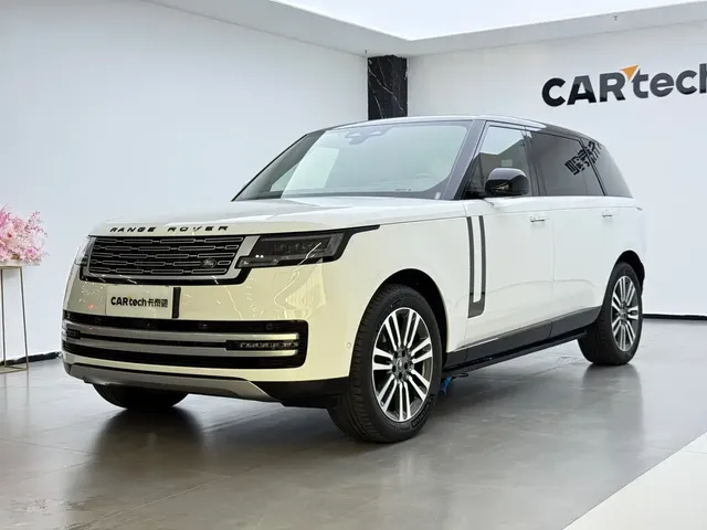 Land Rover Range Rover 2023 3.0 L6 400PS Genesis Extended Version