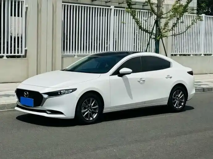 Mazda 3 Axela 2020 1.5L Automatic Zhi Mei Edition