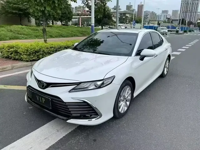 Toyota Camry 2021 2.0G Luxury Edition