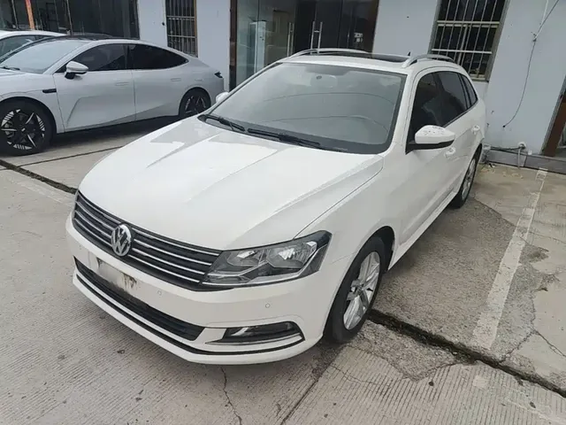 Volkswagen Lavida Tour 2017 180TSI DSG Comfort Edition