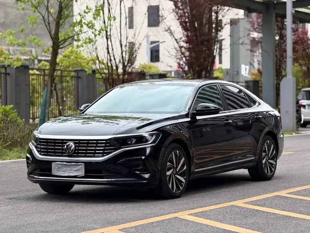 Volkswagen Passat 2022 330TSI Starlight Elite Edition
