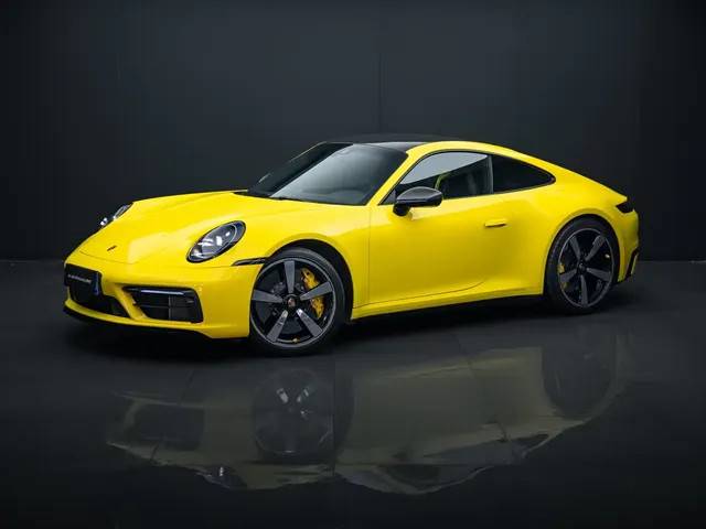 Porsche 911 2022 Carrera 3.0T