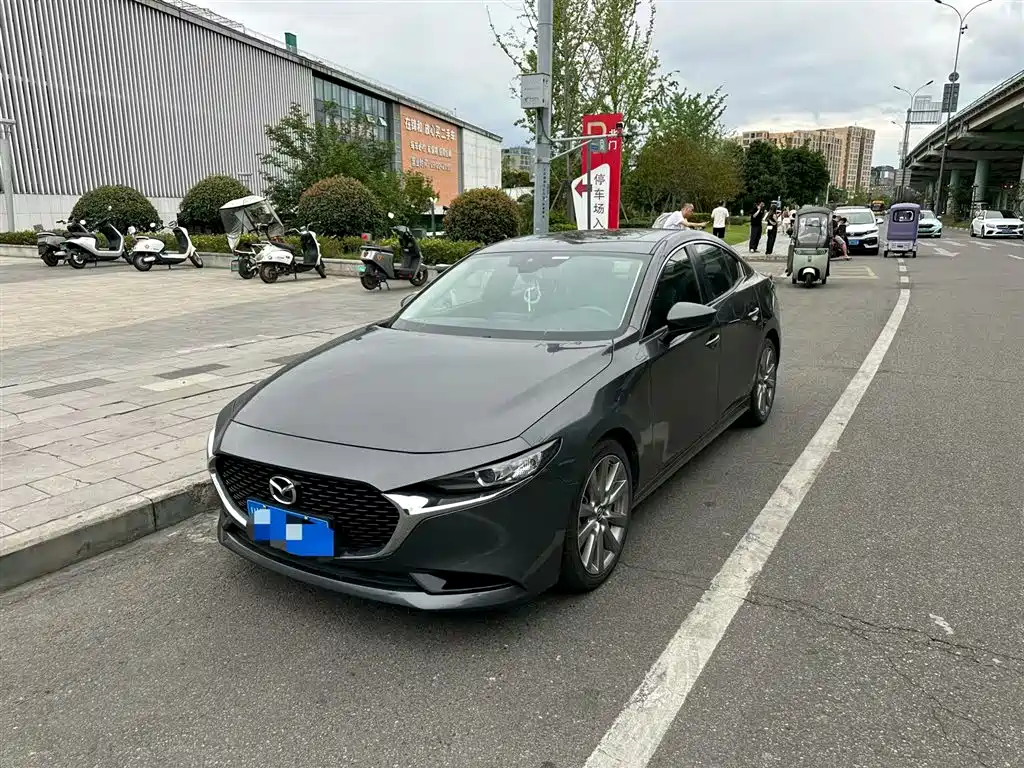 Mazda 3 Axela 2020 2.0L Automatic Zhi Ya Edition