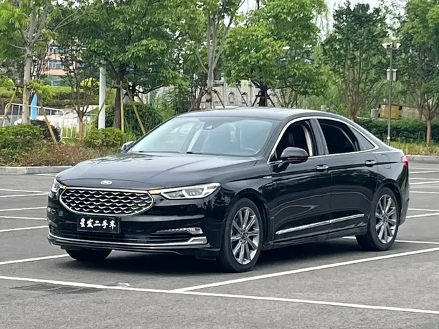 Ford Taurus 2019 EcoBoost 245 Premium Edition