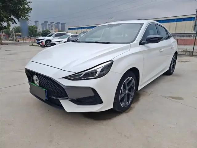 MG 5 2023 180DVVT CVT Luxury Edition