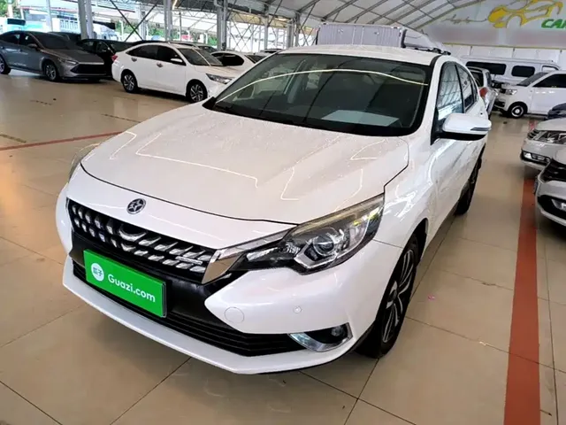 Venucia T90 2018 2.0L CVT Smart Connection Fashion Edition China V