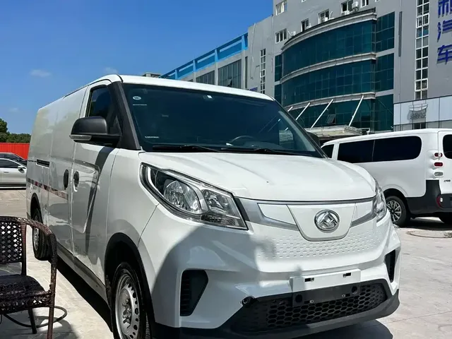 SAIC Maxus EV30 2023 Pure Electric Intelligent Logistics Expert Long Wheelbase CATL