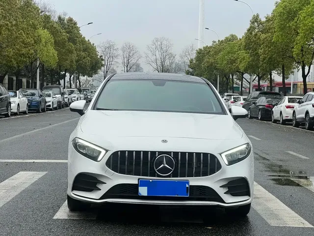 Mercedes-Benz A-Class 2022 A 200 L Sport Sedan Dynamic