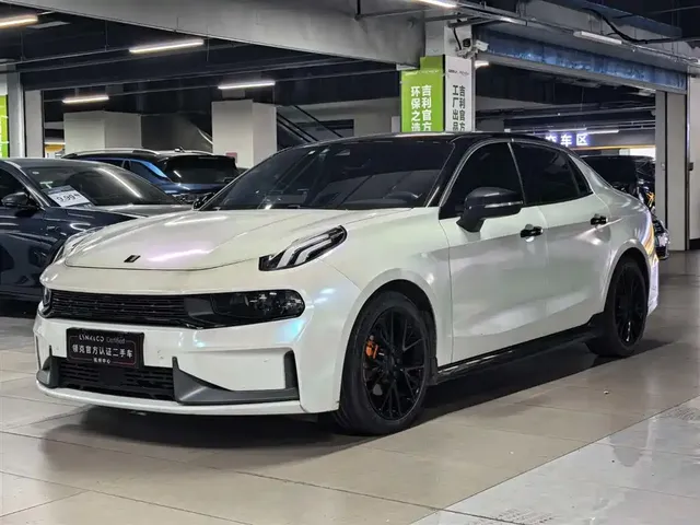 Lynk & Co 03 2021 2.0TD Auto Jin Champion Edition