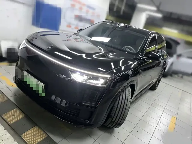 AITO Wenjie AITO M8, 2026